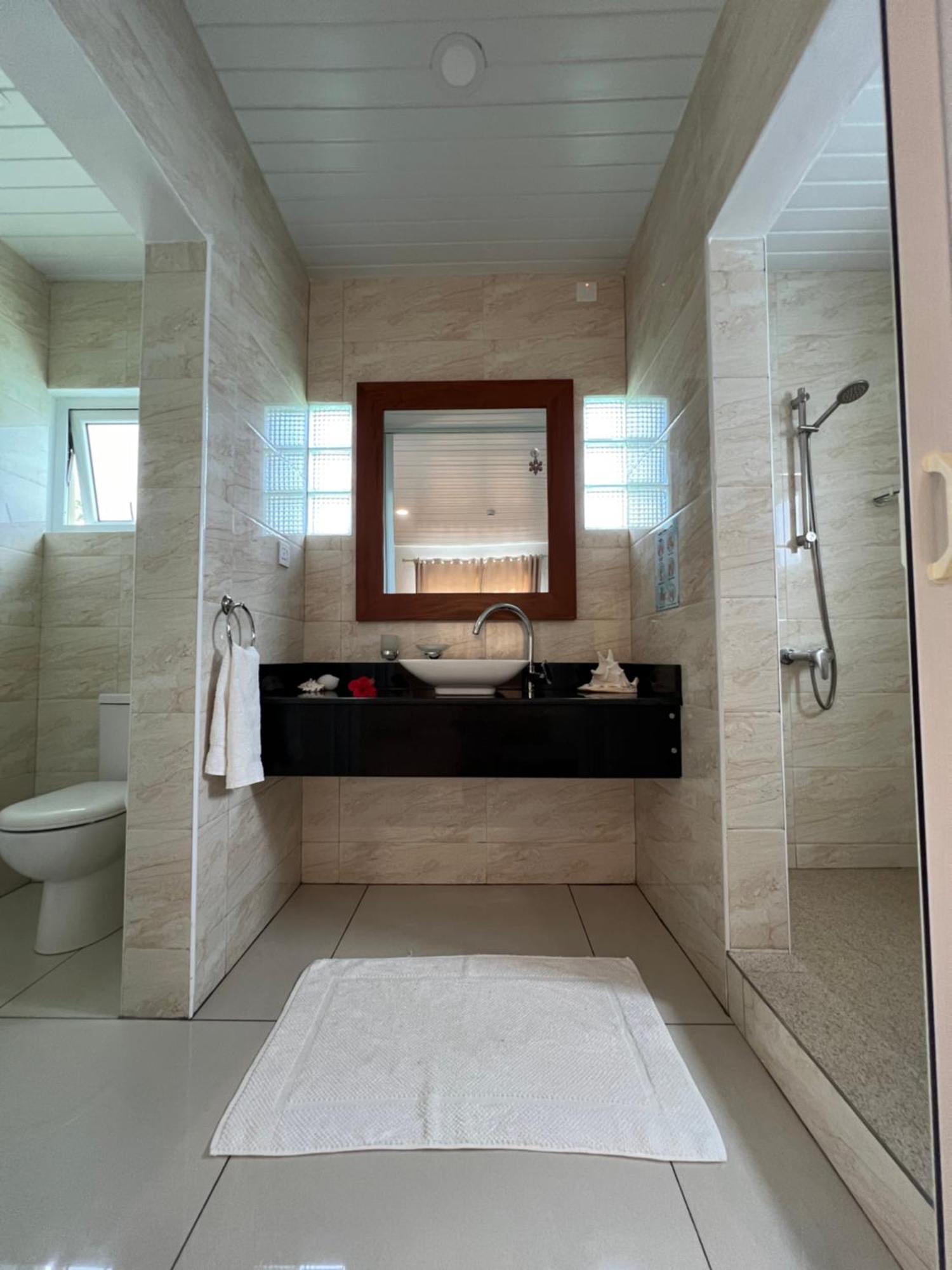 Creole Pearl Self-Catering Apartment Victoria Ngoại thất bức ảnh