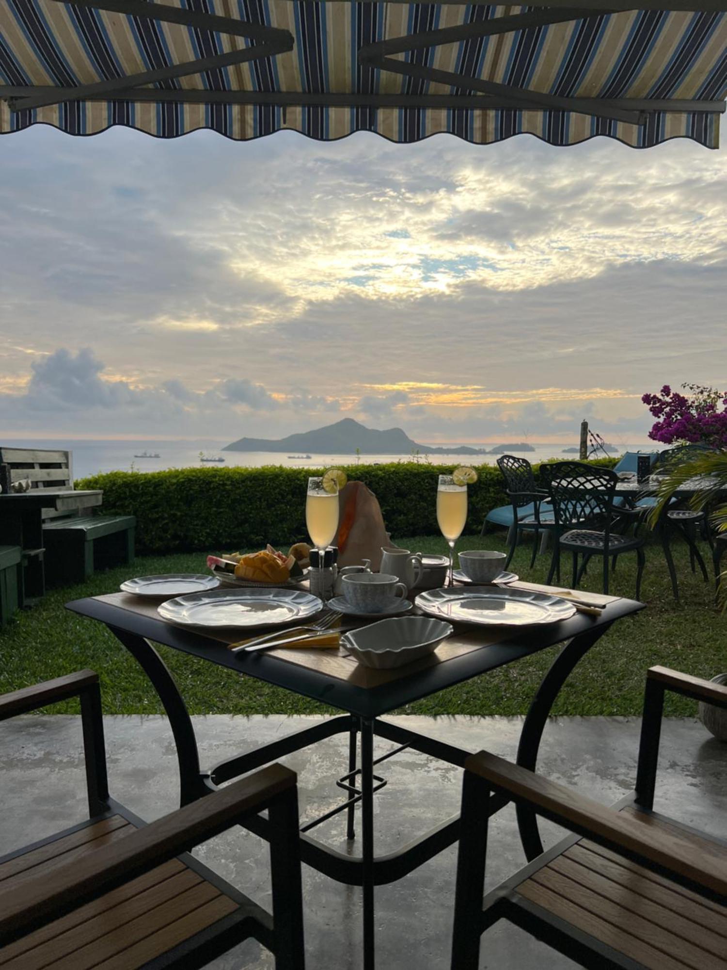 Creole Pearl Self-Catering Apartment Victoria Ngoại thất bức ảnh