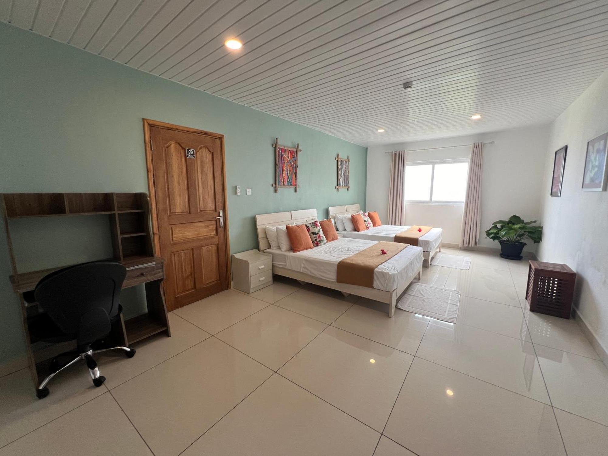 Creole Pearl Self-Catering Apartment Victoria Ngoại thất bức ảnh