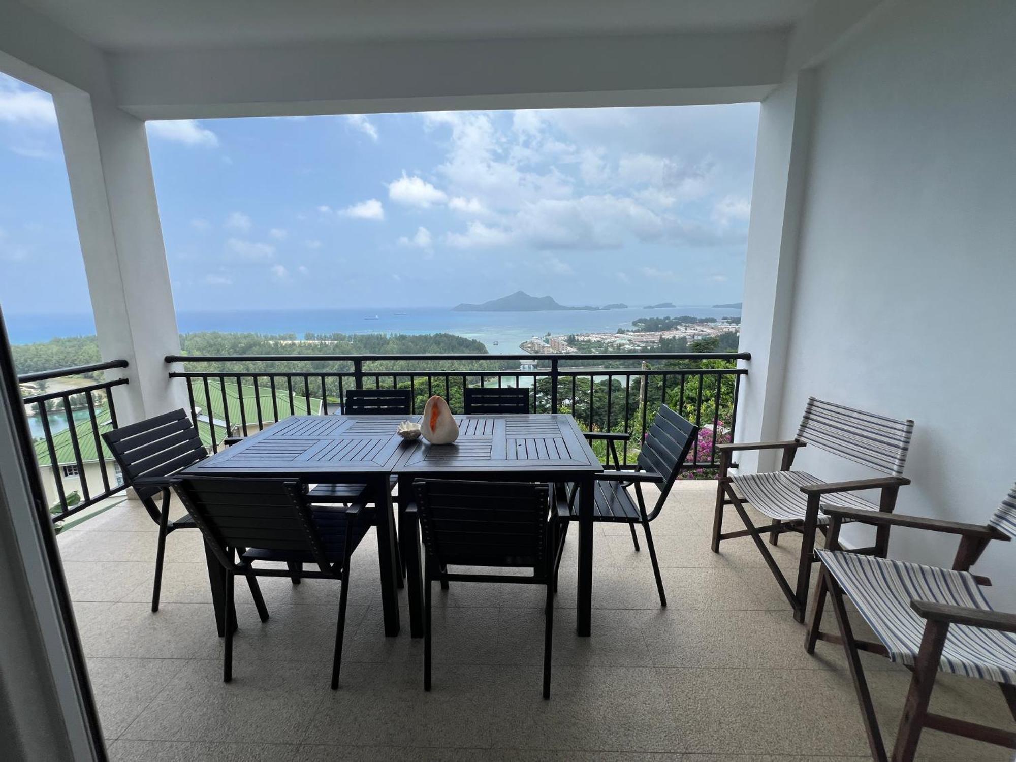 Creole Pearl Self-Catering Apartment Victoria Ngoại thất bức ảnh
