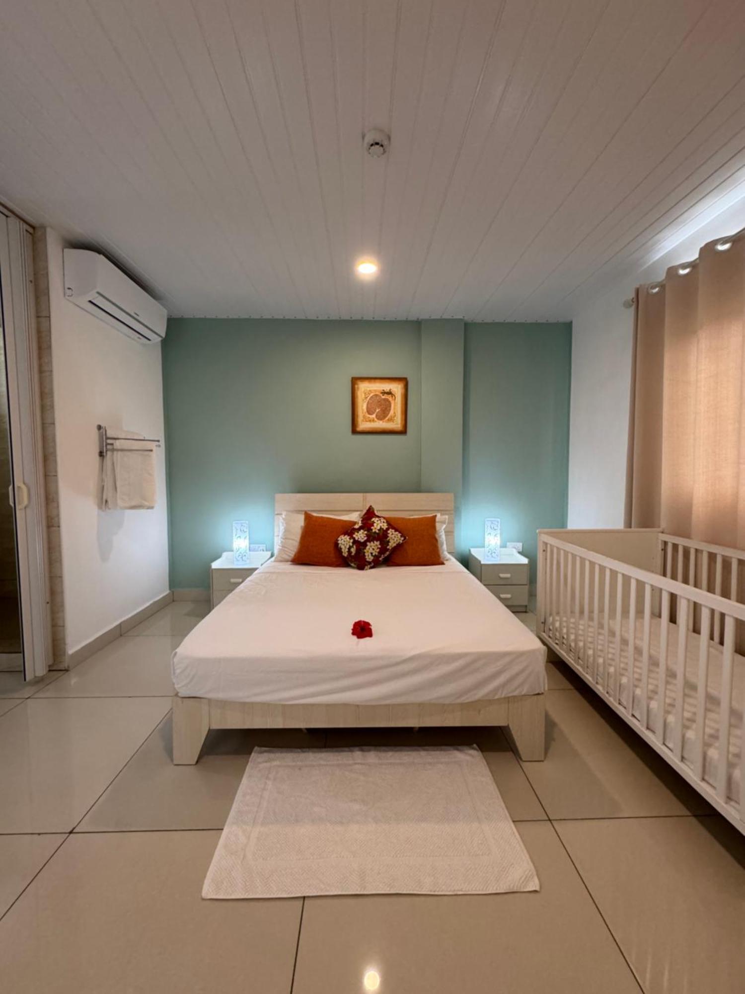 Creole Pearl Self-Catering Apartment Victoria Ngoại thất bức ảnh