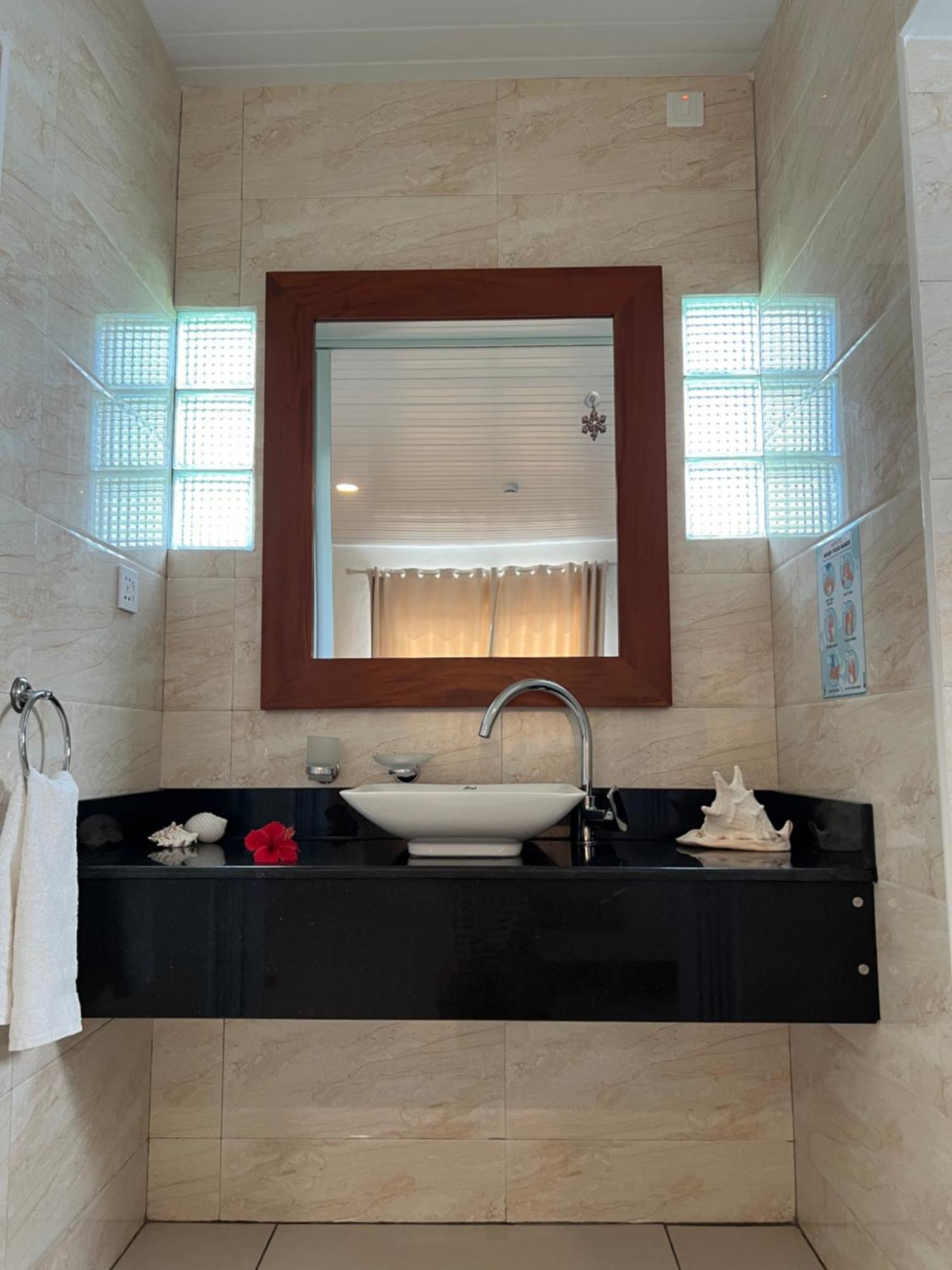 Creole Pearl Self-Catering Apartment Victoria Ngoại thất bức ảnh